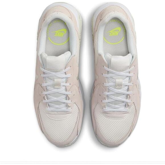 NWT Nike Womens AIR MAX EXCEE  LACED SHOES,cream/white-SZ  7.5 - Picture 4 of 7